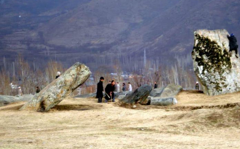 Jammu and Kashmir: KU's CCAS mulls fresh excavation at Burzahom archaeological site