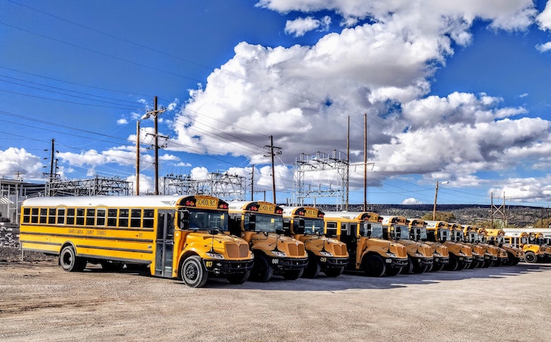 Parked school buses in USA remain inoperative / Unsplash