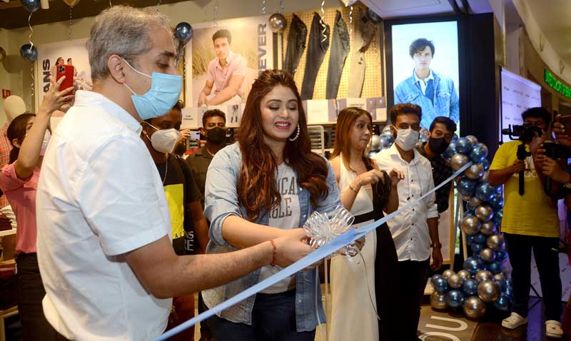 American Eagle opens first store in Kolkata