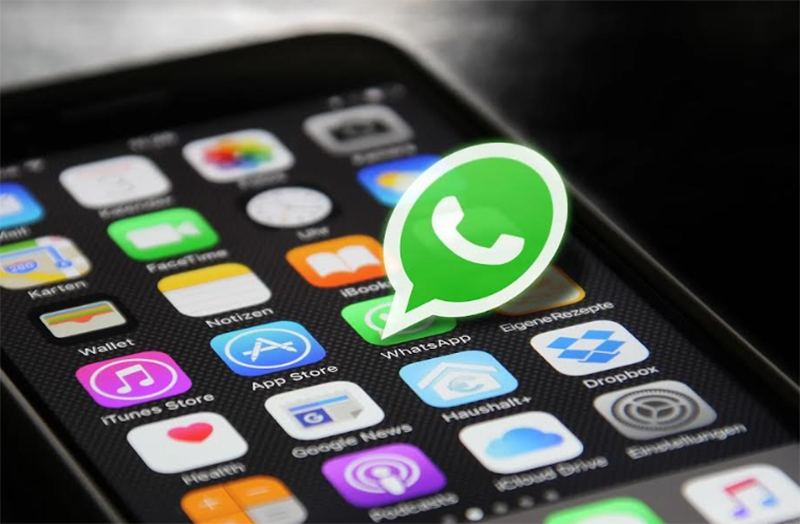 WhatsApp's new feature allows users to undo 'delete for me' option