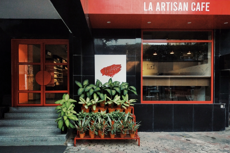 La Artisans: Your quick service cafe at Park Street