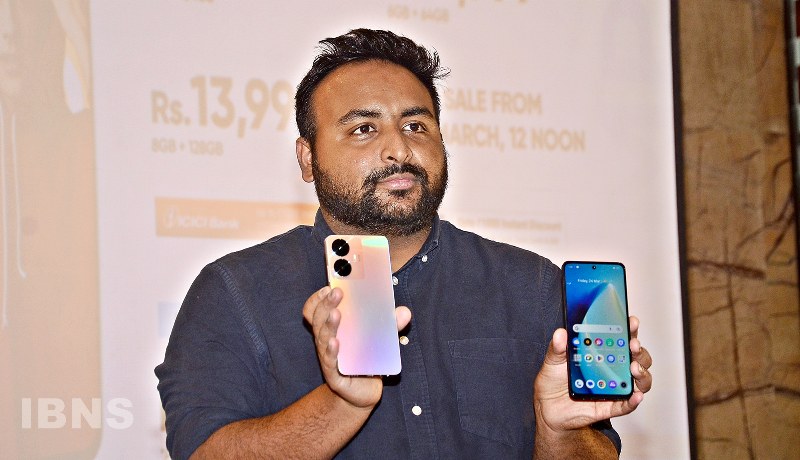 Realme unveils C55 smartphones, price starts at Rs.9,999