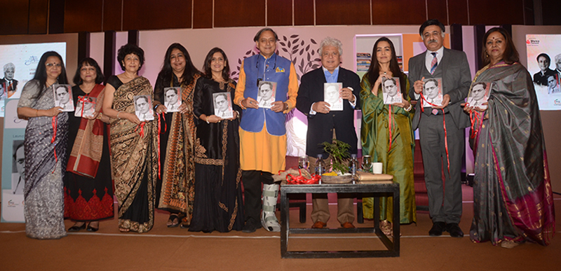 At the launch of Shashi Tharoor’s latest book Ambedkar: A Life in Kolkata at Kitaab event organized by Prabha Khaitan Foundation (PKF). Anindita Chatterjee, Executive Trustee, PKF, Bashabi Fraser, award-winning poet and children’s writer, an associate of the Foundation from Scotland, Madhuri Halwasiya, Ehsaas Woman of Lucknow, Malika Varma, Ehsaas Woman of Kolkata. Shradha Saraf, Chairperson Ficci FLO Kolkata Chapter, author-politician, Shashi Tharoor, Suhel Seth, Esha Dutta, Ehsaas Woman of Kolkata, Nitin Bahl, General Manager of ITC Sonar Bangla, Sangeeta Datta, Ehsaas Woman of London.