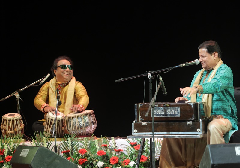 Musical legends Anup Jalota and Pandit Prodyut Mukherjee harmonize at IPAF's monsoon extravaganza