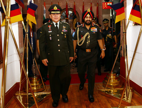 Thailand defence chief calls on Indian Army chief