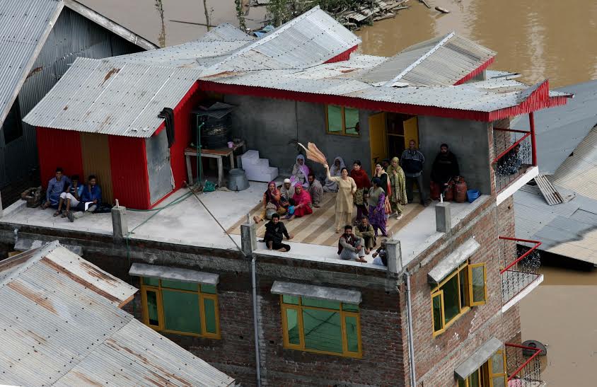 Flood: More than 77,000 rescued in J&K