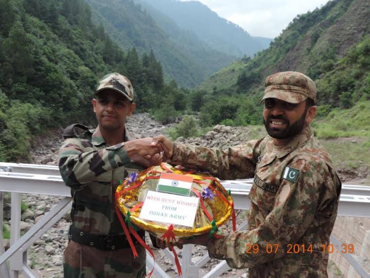 Indo-Pak soldiers exchange greetings on Eid-ul-Fitr 