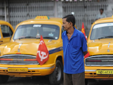Kolkata: Taxis to go off roads tomorrow
