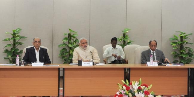 Modi reviews connectivity-related infrastructure