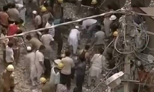7 killed in Delhi building collapse
