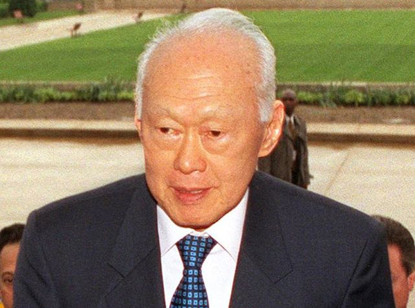 Singapore's first PM Lee Kuan Yew dies