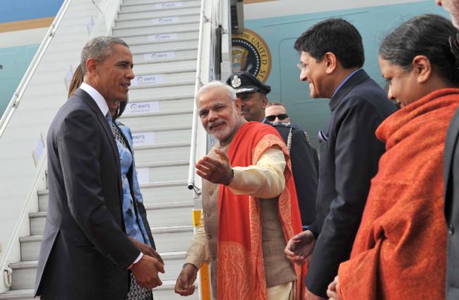 Obama greeted with ceremonial Guard of Honour at Rashtrapati Bhavan
