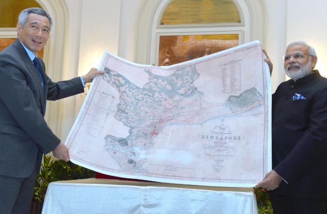 Narendra Modi gifts rare map to Prime Minister of Singapore