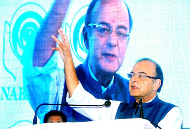 Banks are facing challenging time but no cause of panic: Arun Jaitley
