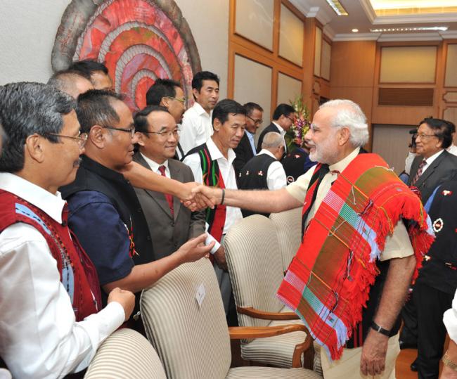Govt signs peace accord with NSCN