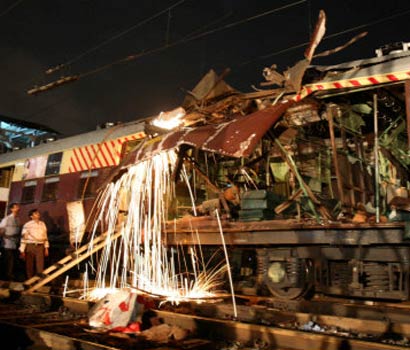 7/11 Mumbai train blasts sentences today 