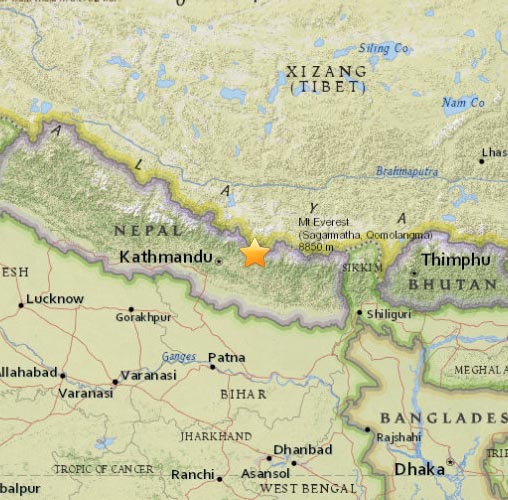 36 dead in Nepal quake, 17 killed as tremors rock India
