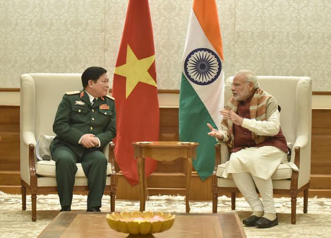 General Ngo Xuan Lich, Defence Minister of Vietnam, calls on PM
