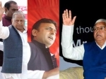 Lalu Prasad tries to mend rift between SP party chief Mulayam and UP CM Akhilesh 