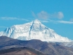 Indian summiter dies on Mt Everest, 2 missing