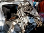  West Bengal: Car crashes into truck, 4 killed 
