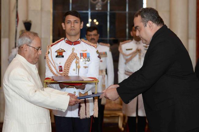 Envoys of four nations present credentials to President of India 
