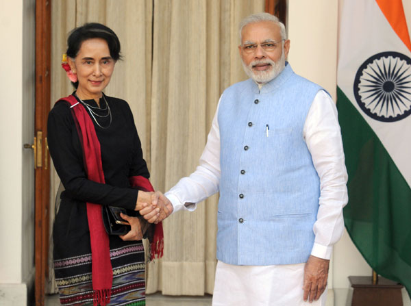 Narendra Modi meets Suu Kyi