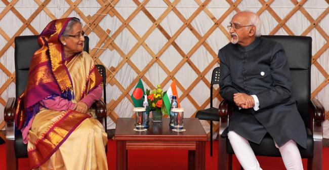 Hamid Ansari meets Sheikh Hasina
