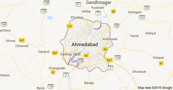 At least 14 dead in Ahmedabad road accident