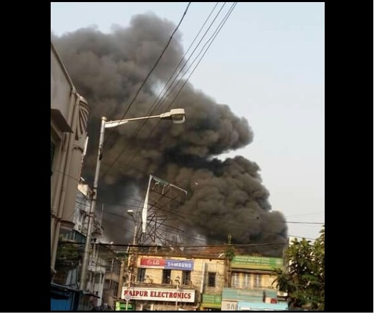 Fire breaks out in Kolkata factory