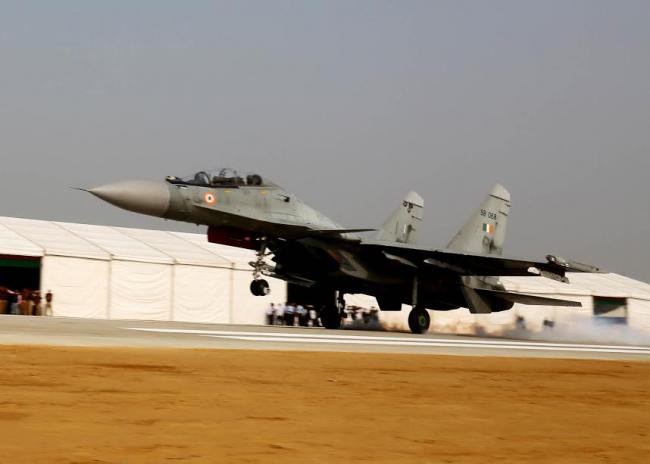IAF Three Mirage-2000s, three SU-30s carry out trial landings on Lucknow-Agra Express Highway