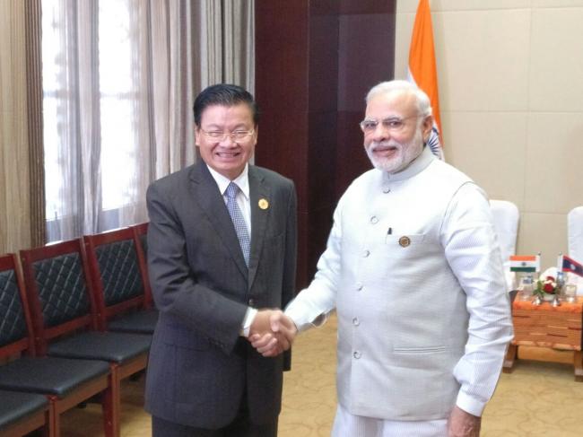 PM Narendra Modi meets Laos PM