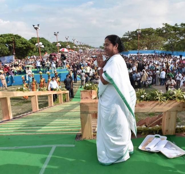Mamata Banerjee wishes Sushma Swaraj