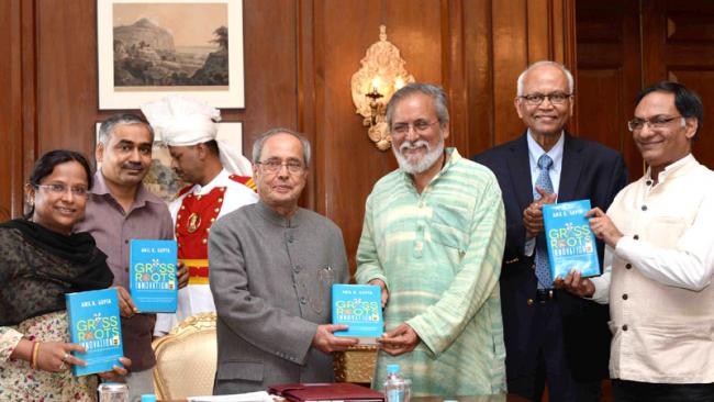 President of India receives copy of book â€˜Grassroots Innovationâ€™