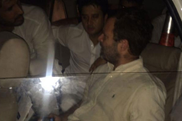 Rahul Gandhi detained for third time for OROP protest at Janatar Mantar