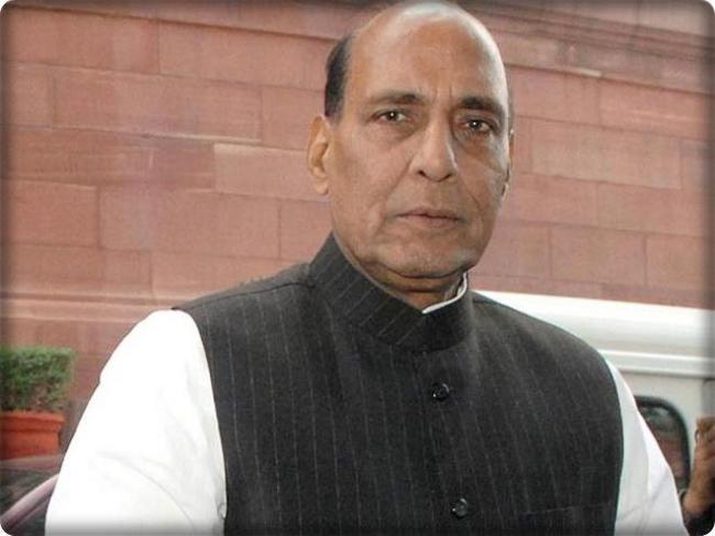 Rajnath Singh reviews working of Police Division 