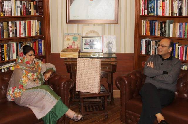 Arun Jaitley meets Kashmir CM Mehbooba Mufti