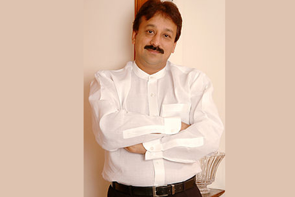 Congress leader Baba Siddique's residence along with others raided by ED