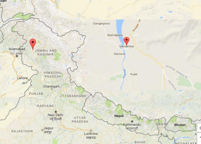 Eight policemen injured as Armymen beat them up in Kashmir's Ganderbal district