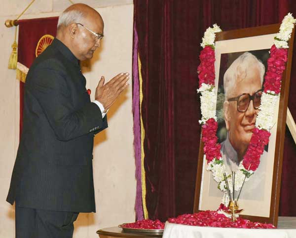 President Kovind pays tribute to former President of India R Venkataraman