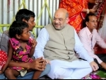 BJP President Amit Shah takes Bengali food for lunch on banana leaf