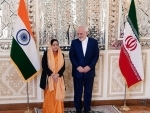 Sushma Swaraj meets Iran Foreign Minister Javad Zarif