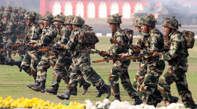 Army jawan shoots major to death after being scolded for using mobile on duty