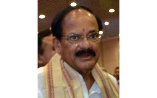 M.Venkaiah Naidu launches â€˜Segregation of Municipal Waste at Source Initiative for NCRâ€™ 