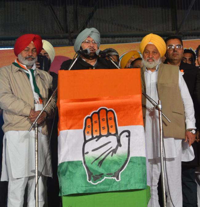 Congress names Capt Amarinder Singh as Punjab's CM candidate