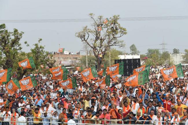 BJP takes early leads in Gujarat, Himachal Pradesh
