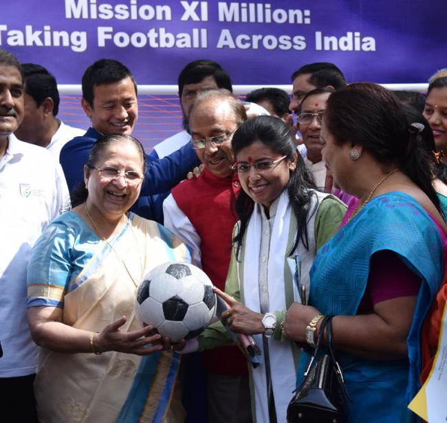 Lok Sabha Speaker presents footballs to Members of Parliament