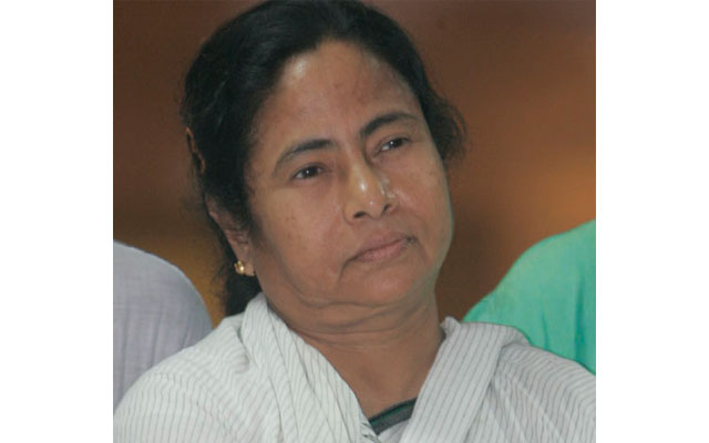 Won't accept Centre's cow ban law, will fight legally: Mamata Banerjee