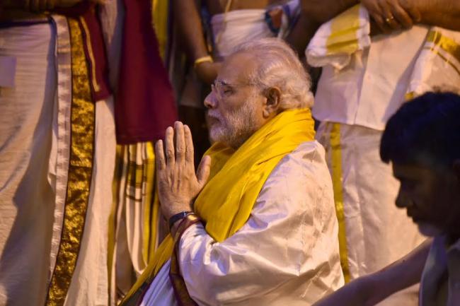Narendra Modi offers prayers at Sri Venkateswara Swamy Temple