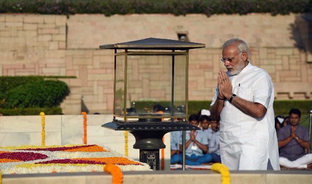 PM Modi pays homage to Mahatma Gandhi on birth anniversary